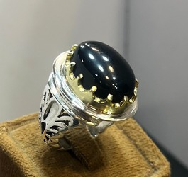 انگشتر عقیق مشکی رکاب دست ساز با مهر سازنده