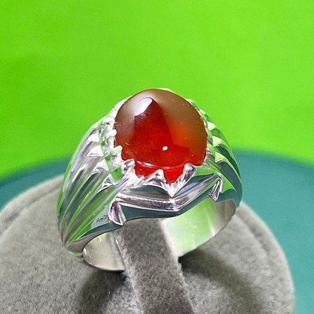   انگشتر عقیق سرخ یمنی رکاب دست ساز نقره عیار 925محصول