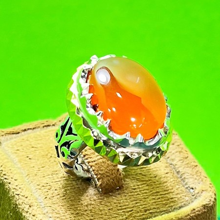   انگشتر عقیق سرخ یمنی رکاب نقره دور برنجیمحصول