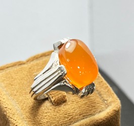 انگشتر عقیق پرتقالی یمنی رکاب صفوی چهارچنگ