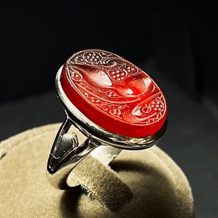   انگشتر عقیق سرخ یمنی  دستنویس یا رقیه محصول