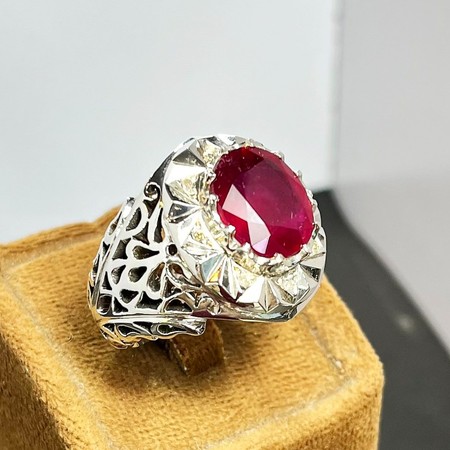   انگشتر یاقوت سرخ آفریقایی رکاب صفوی همراه مهر سازندهمحصول