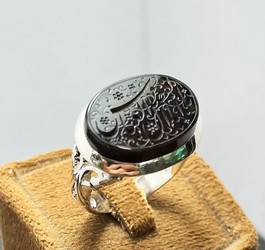 انگشتر عقیق جزع دستنویس یا ابوالفضل العباس رکاب نیم دست ساز 