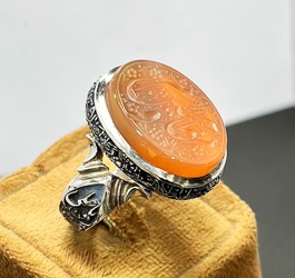 انگشتر عقیق پرتقالی یمنی آبدار دستنویس حسین مظلوم