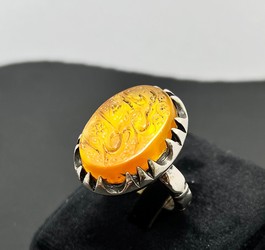 انگشتر عقیق زرد طبیعی دستنویس یا سیدالشهدا (ع)