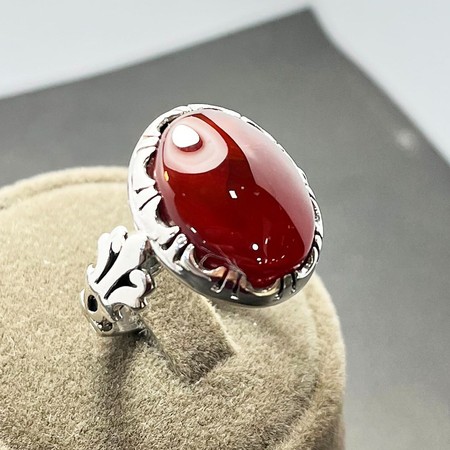   انگشتر عقیق سرخ یمنی رکاب نقره طرح صفویمحصول