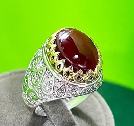 انگشتر عقیق سرخ یمنی رکاب نقره دوربرنجی براق